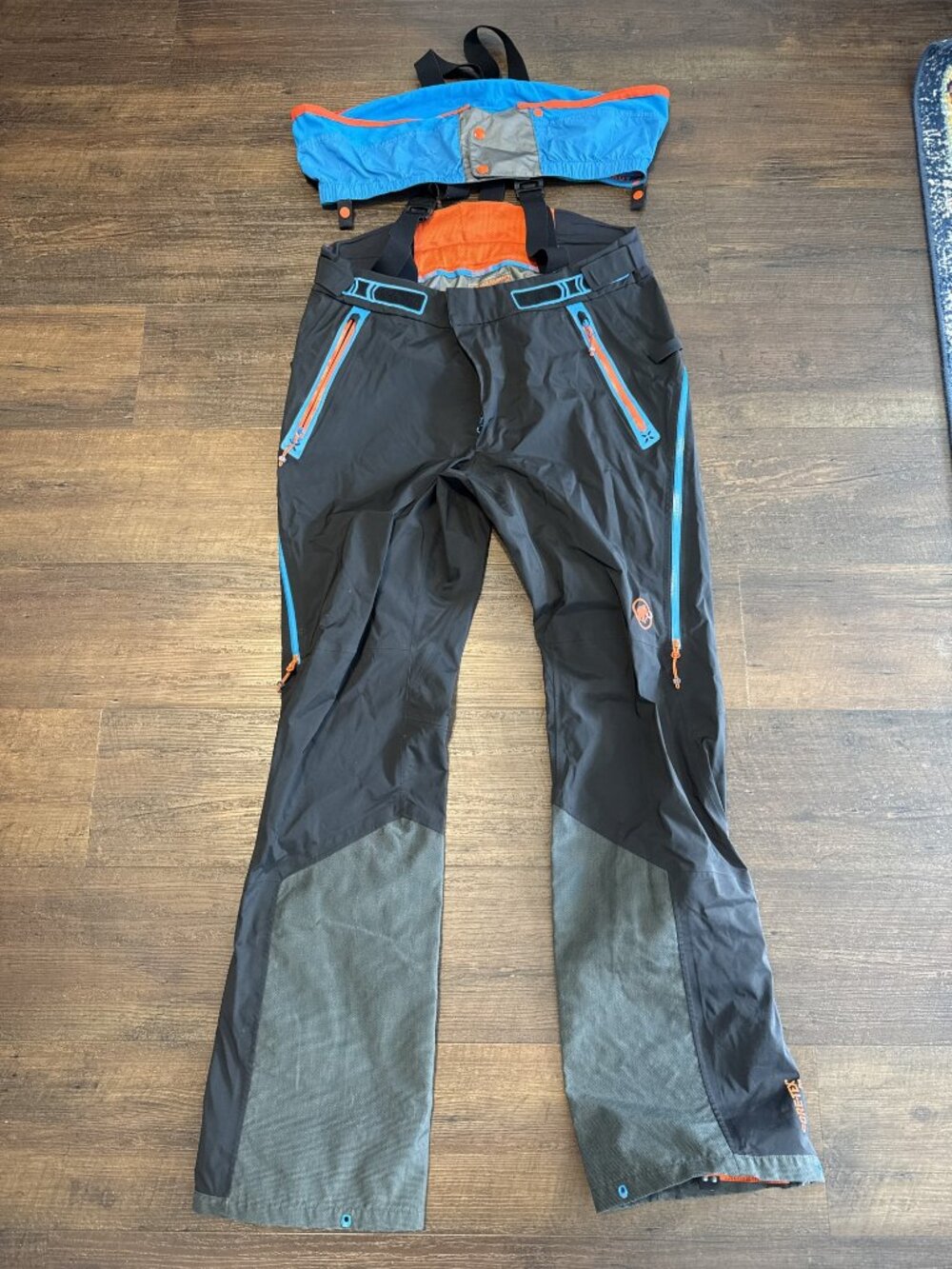 Mammut Eiger Extreme Nordwand Pro Pants Mens 34 M Gore-Tex Pro + Bib Black NEW